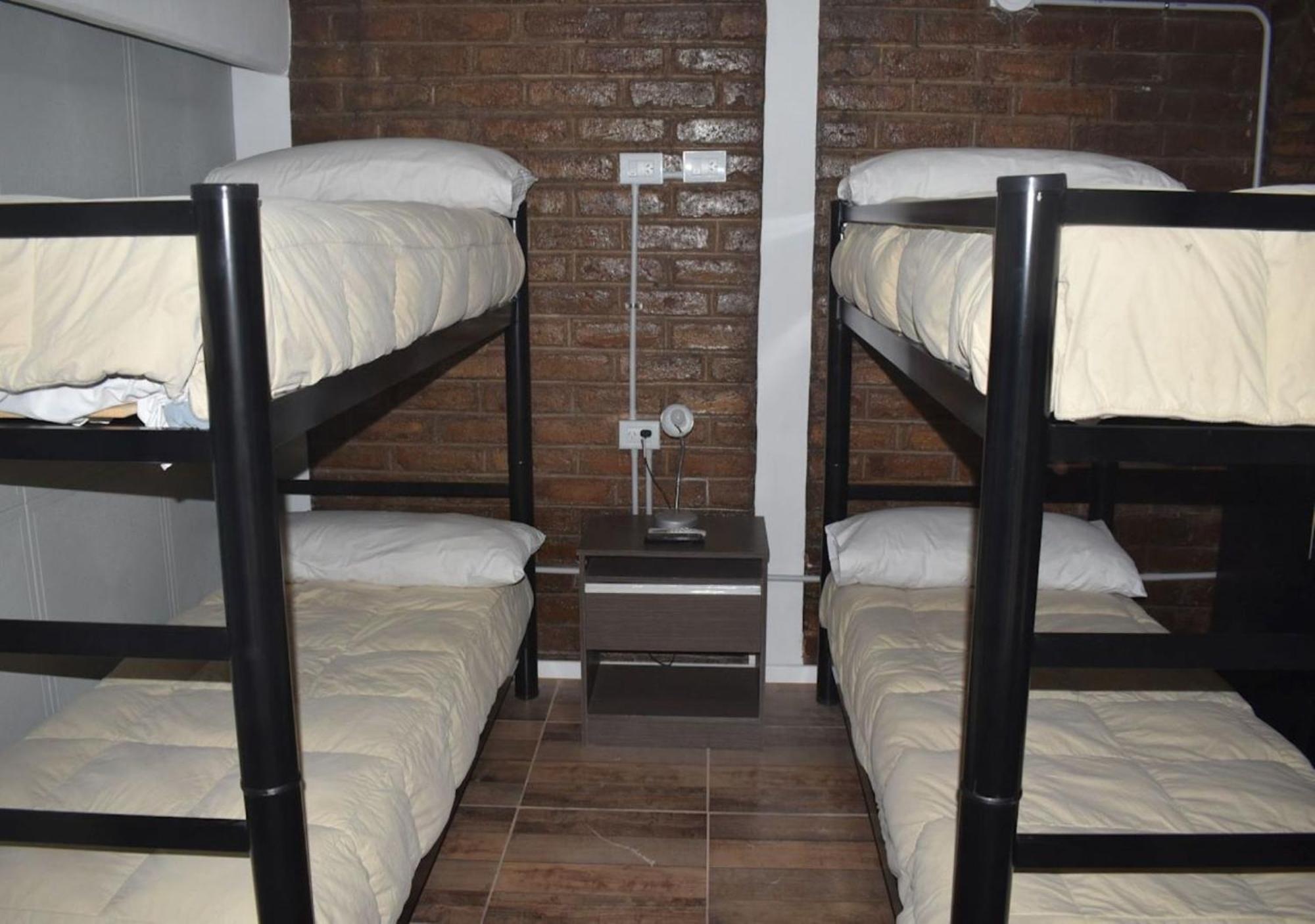 Dakar Hostel ميندوزا المظهر الخارجي الصورة